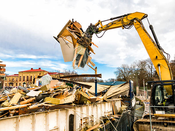 Yard Cleanup Services in Clifton Knolls Mill Creek, NY